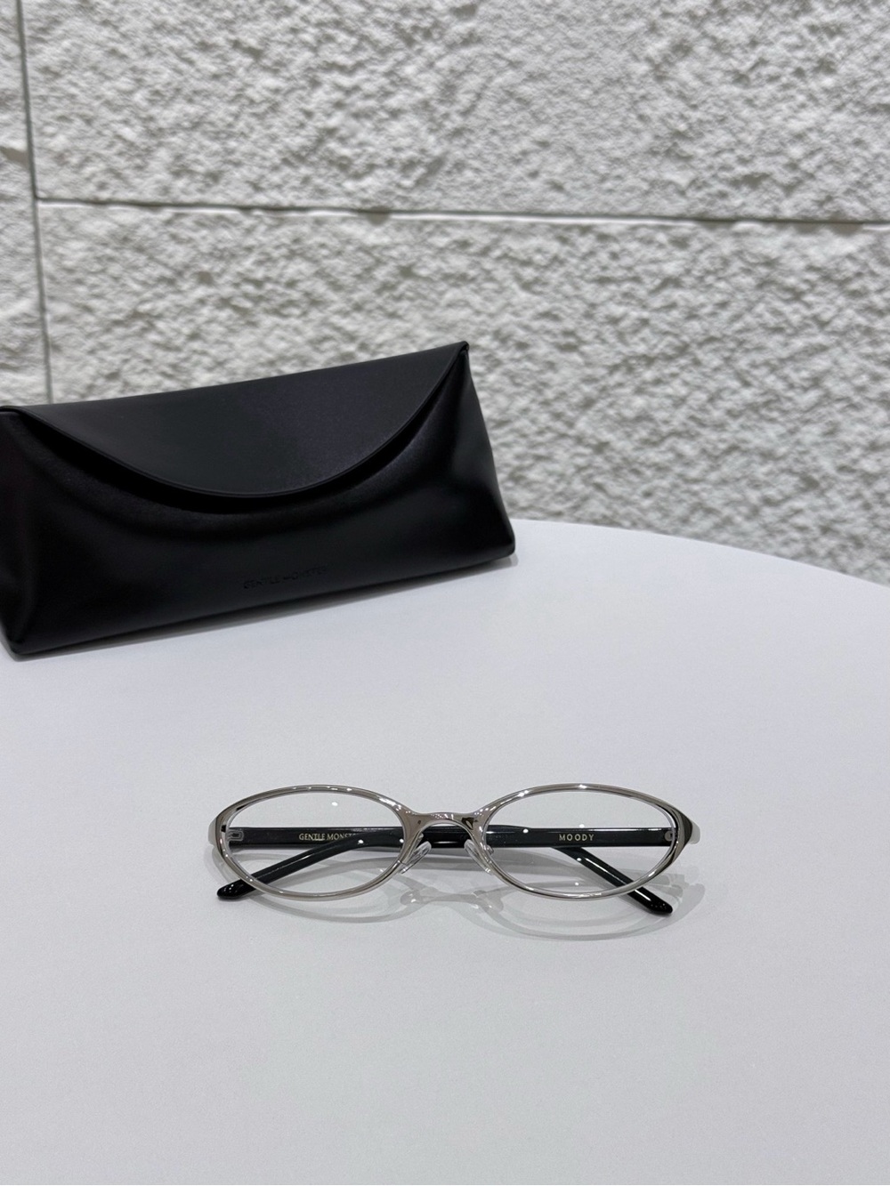 Gentle Mondter Clear Oval Frame Glasses in silver